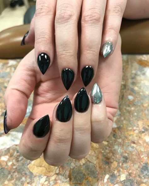 #Stiletto #Nails #Designs Beautiful short stiletto nails Nails Stiletto Short, Short Pointed Nails, Kitten Nails, Short Stiletto Nails, Stilettos Nails, Red Stiletto Nails, Grey Nail, Stiletto Nails Short, Short Stiletto