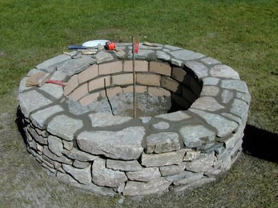 HOW TO BUILD A STONE FIRE PIT... from a guy that doesn't use concrete hollow blocks... trust me... they crumble when exposed to fire... Fire Pit With Rocks, How To Build A Fire Pit, Fire Pit Materials, Modern Fire Pit, Fire Pit Ring, Diy Bird Bath, Stone Fire Pit, Garden Fire Pit, Patio Fire Pit