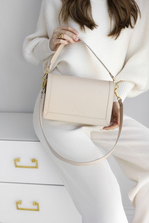 Handbag from genuine italian leather saffiano in cream color with gold hardware Cream Handbag Outfit, Cream Handbag, Beige Purse, Beige Purses, Beige Handbags, Handbags Collection, Beige Bag, Dream Bags, Girly Bags