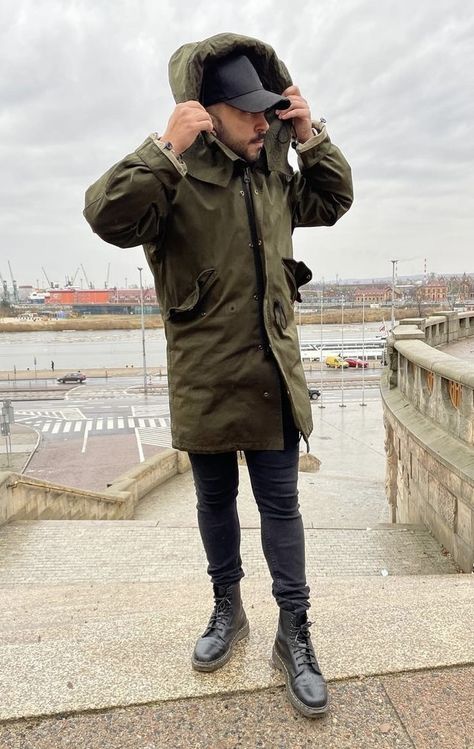 Fishtail Parka, Mens Casual Outfits, Military Jacket, Parka, Fall Winter, Men Casual, Cool Outfits, Casual Outfits, Street Style