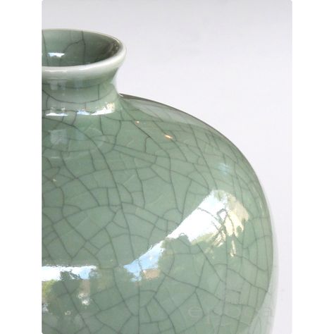 an elegantly-shaped chinese celadon crackle-glazed mei ping (plum ... Crackle Glaze Ceramics, Celadon Pottery, Avatar Design, Chinese Places, Artwork Ideas, Celadon Green, Ceramics Ideas, Glaze Ceramics, Pottery Glazes