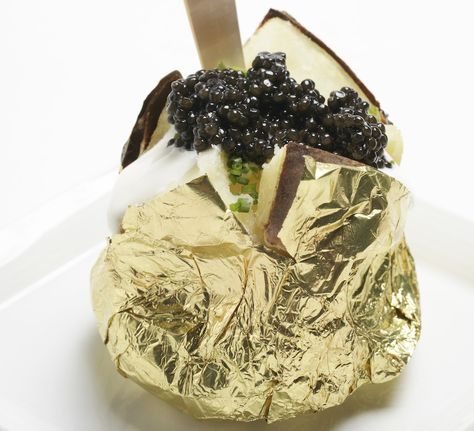 Potatoes With Crème Fraiche And Caviar, Wolfgang Puck Caviar Potatoes, Oscar Food, Best Potato Recipes, Caviar Recipes, Food Republic, Wolfgang Puck, Potato Head, Potato Side Dishes, Special Dinner