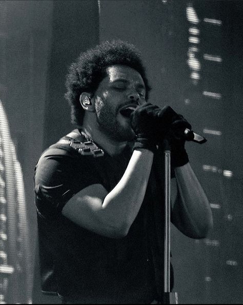 After Hours, The Weeknd, The Weekend, Boston, Singing, Black And White, White, Instagram, Black