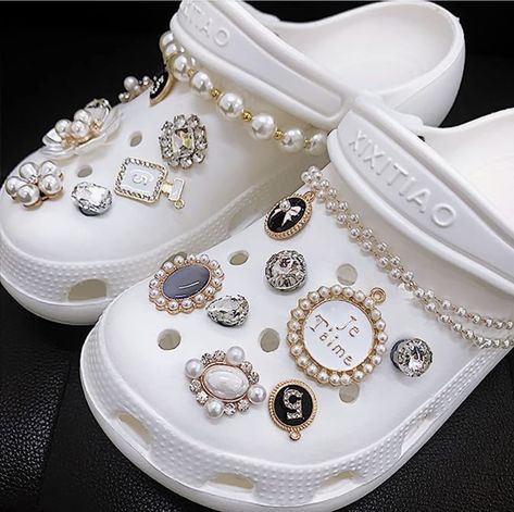 Crocs Y2k, Designer Crocs, Chain Shoes, Crocs Shoe, Rhinestone Accessories, Croc Jibbitz, Croc Heels, Shoes Decoration, Charms For Crocs