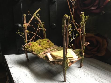 Make Fairy Garden, Faerie House, Witches Cottage, Fairy Bed, Tiny Gardens, Indoor Fairy Gardens, Fairies Garden, Nature Room, Fairy Tree Houses