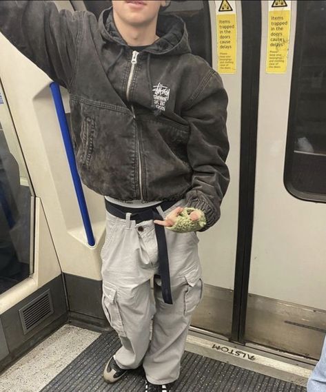 Adidas Yung 1 Outfit, Adidas Jacket Outfit, Style Inspo Winter, Skater Jacket, Skater Fits, Vintage Stussy, Fall Winter Fashion, Outfit Autumn, Workwear Style