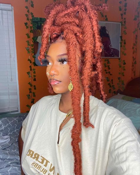 How To Style Jumbo Faux Locs, Faux Wicks, Jumbo Locs Hairstyles, Jumbo Locs Black Women, Jumbo Butterfly Locs, Jumbo Locs, Jumbo Faux Locs, Fairy Locs, Butterfly Locks