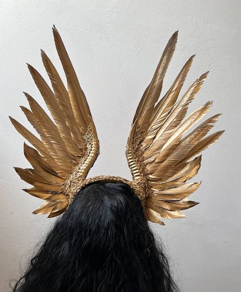 Feather Headpiece Diy, Winged Headpiece, Cosplay Headpiece, Mythological Characters, Tiara Headpieces, Ancient Greek Gods, Headpiece Diy, Feather Mask, Feather Headpiece