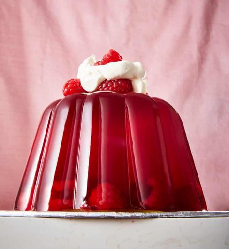 How to make the perfect raspberry jelly | Dessert | The Guardian White Chocolate Ice Cream, Raspberry Jelly, Jelly Desserts, Gelatin Dessert, White Chocolate Mousse, Jelly Cake, People Smile, Jelly Recipes, Fruit Jelly