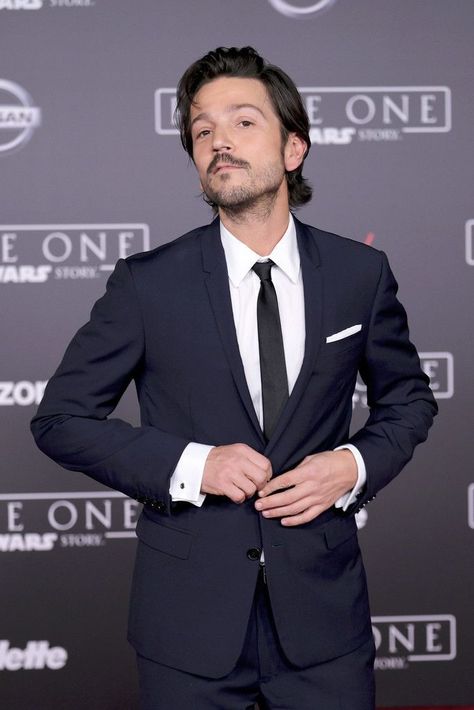 diego luna Pantages Theatre, Leonard Snart, Cassian Andor, Space Man, Diego Luna, Rogue One, Hollywood California, Suit Style, Oui Oui