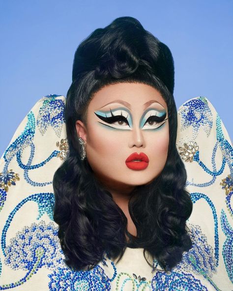 Kimchi Drag Queen, Kim Chi Drag, Lip Collection, Drag Make-up, Drag Queen Makeup, Theatre Makeup, Kim Chi, Drag Makeup, Queen Makeup