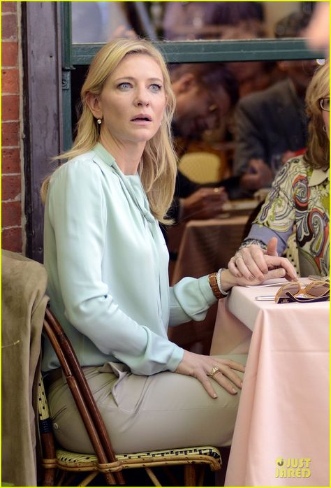 Blue Jasmine, Blue Jasmine Style, Once Upon A Time Jasmine, Cate Blanchett Blue Jasmine, Jasmine You Versailles, The Blue Caftan Movie, Aladdin Live Action Jasmine, Woody Allen Movies, Catherine Élise Blanchett