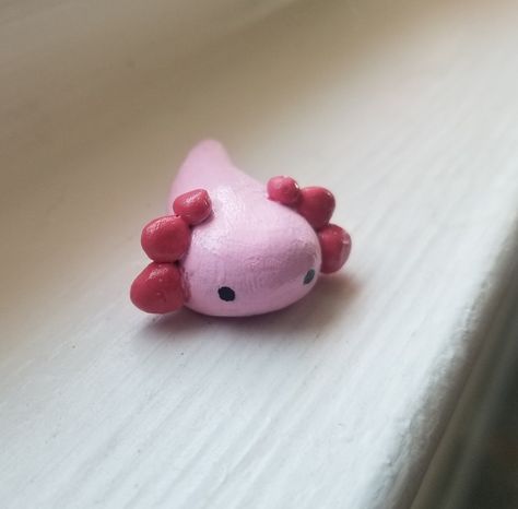 Air Dry Clay Projects Animals, Air Dry Clay Diy Projects, Clay Date Ideas Easy, Polymer Clay Axolotl, Clay Axolotl, Das Ideas, Sculpey Art, Air Dry Clay Diy, Fimo Kawaii