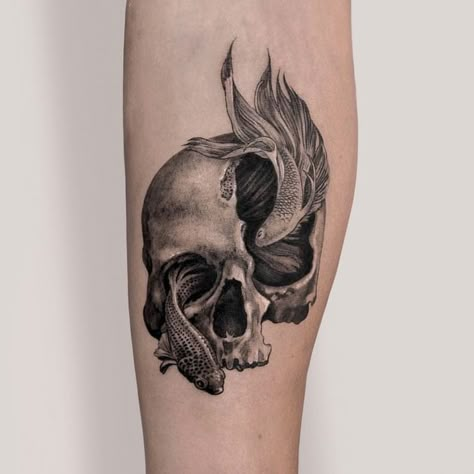 Illustrative Realism Tattoo, Deconstructed Tattoo, Small Realism Tattoo Ideas, Photorealism Tattoo, Surrealistic Tattoo, Surrealism Tattoo, Realistic Tattoo Ideas, Animal Design Tattoo, Art Inspired Tattoos