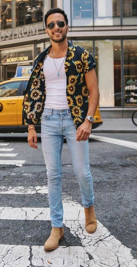 The choice of what to wear under a floral shirt largely depends on your personal style and the occasion. Floral Shirt Outfit, Men's Summer Fashion, Man Outfit, Fotos Ideas, Boots Outfits, Floral Shirts, Fitted Pants, Pants Outfit Men, Floral Trousers