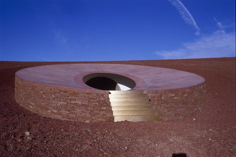 James Turrell’s Roden Crater Set to Open After 45 Years,Roden Crater. Image Courtesy of Florian Holzherr/James Turrell Studio Roden Crater, Louvre Abu Dhabi, Large Scale Artwork, Light Art Installation, James Turrell, Louis Kahn, Jean Nouvel, Iconic Artwork, Action Painting