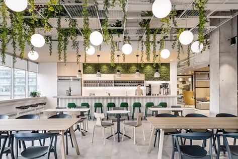 10 coworking and shared office space in Toronto with breathtaking interior design Co Working Space Design Interiors, Co Working Space Design, Canteen Design, Office Cafeteria, Coworking Space Design, Cafeteria Design, Office Pantry, Shared Office Space, Coworking Office