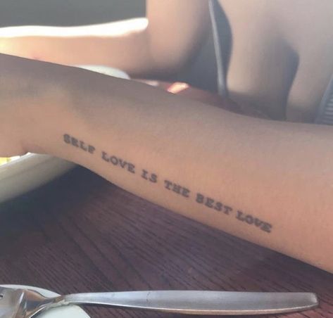 Self love is the best love Snakebites, Geniale Tattoos, Samurai Tattoo, Dream Tattoos, Dope Tattoos, Little Tattoos, Beauty Tattoos, Skin Art, Piercing Tattoo