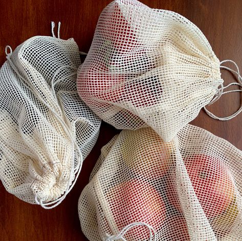 Mesh Produce Bags, Reusable Produce Bags, Mesh Bags, Delicate Clothes, Simple Organic, Organize Fabric, Produce Bags, Plastic Bags, Mesh Bag