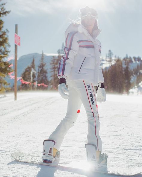 Nina Dobrev (@nina) • Instagram photos and videos Mode Au Ski, Designer Snow Boots, Apres Ski Boots, Baby Dior, Dior Star, Snow Wear, Ski Outfit, Dior Book Tote, Ski Fashion