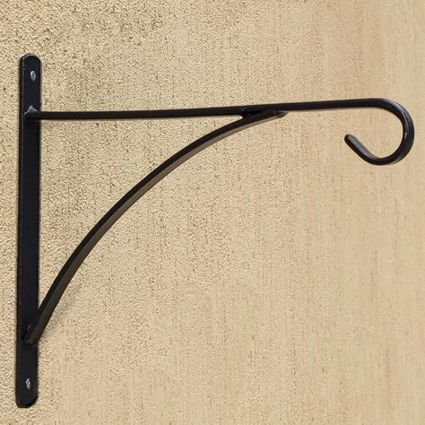 Hanging Basket Hooks Outdoor, Plant Hooks Outdoor, Landscaping Entryway, Bird Feeders Garden, Outdoor Plant Hanger, Plants Stand, Wall Plants, Steel Railing Design, Metal Plant Hangers