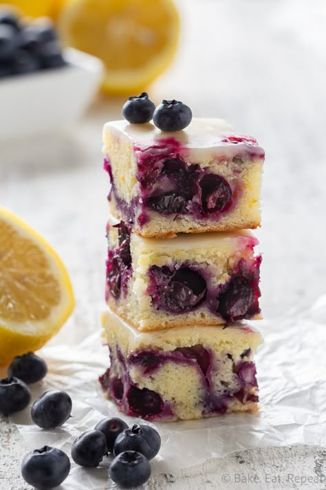 Rainy Day Baked Goods, Lemon Blueberry Glaze, Lemon Blueberry Blondies, Blueberry Lemon Desserts, Lemon Blueberry Recipes, Summer Baked Goods, Blonde Recipes, Summer Bakes, Blueberry Dessert Recipes