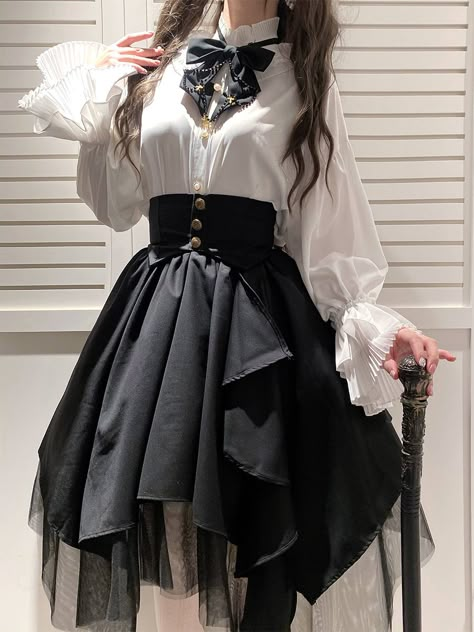 Bow Tie Shirt, Autumn Clothing, Tie Shirt, Style Japonais, Mid Length Skirts, Gothic Style, Lolita Dress, Style Shirt