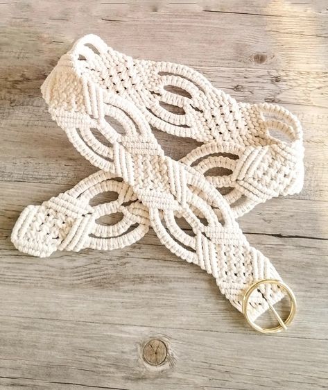 Sunglasses Strap Diy, Macrame Belts, Handmade Bracelets Tutorial, Macrame Rug, Macrame Belt, Ideas For Front Porch, Crochet Belt, Free Macrame Patterns, Simple Macrame