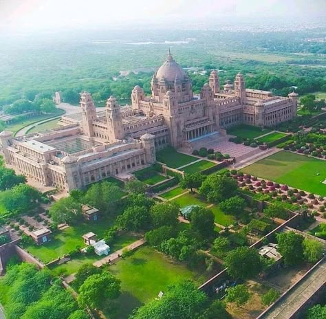 Palace Plan, India Palaces, Big Palace, Magical Palace, Victorian Palace, Fantasy Palace, India Palace, Indian Palace, Umaid Bhawan Palace