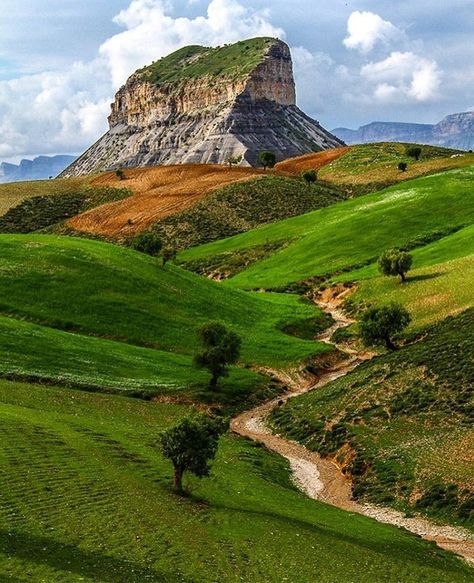 Ghala Ghiran Mountain, Ilam Province, Iran Kurdistan Nature, Iran Tourism, Iran Pictures, Iran Travel, Persian Culture, Islamic Republic, Types Of Photography, Tehran, Beautiful Country