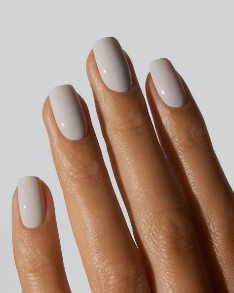 Light Nail Inspiration, Simple Nail Ideas One Color, Nail Products Aesthetic, Simple Nails Solid Colors, Natural Nail Colours, Creamy White Nail Polish, Gray White Nails, Light Coloured Nails, Gel Nails For Work