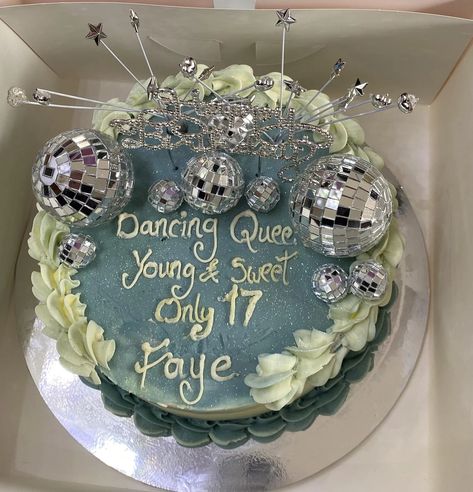 Mamma Mia Cake, 17 Birthday Cake, 17 Birthday, 17th Birthday Ideas, Cake Inspo, 17th Birthday, Dancing Queen, Abba, Birthday Cake