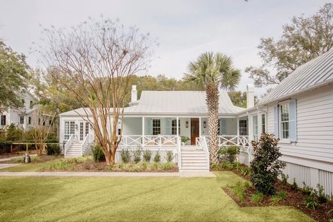 Project Reveal: Sully Sanctuary Charleston Design, Megan Molten, Island Beach House, White Exterior Houses, Sullivans Island, Surf Shack, Tropical Wallpaper, Marble Floor, Island Home