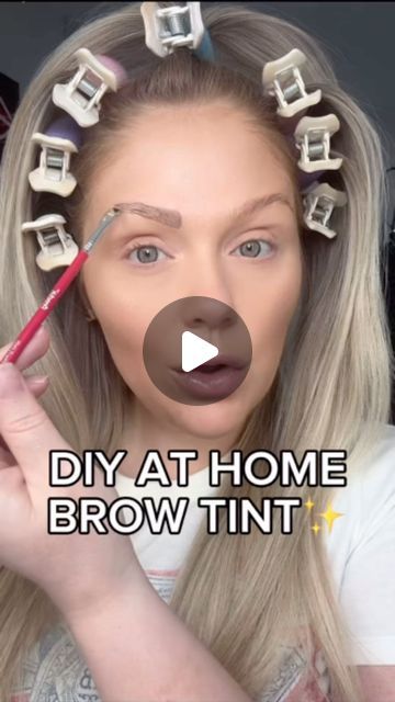 KELLY STRACK on Instagram: "DIY at home brow tint ✨  #makeup #beauty #makeuptutorial #makeupvideos #beautyvideos #makeupreels #beautyreels #makeuphacks #beautyhacks #brows #browtint #diybrows" At Home Brow Tint, Eyebrow Hacks Beauty Tricks, Brow Tinting Diy, Tinting Eyebrows At Home, Diy Brow Tint At Home, Eyebrow Dye Diy At Home, How To Tint Eyebrows At Home, Eyebrow Tinting Diy At Home, Eye Brow Tinting Before And After