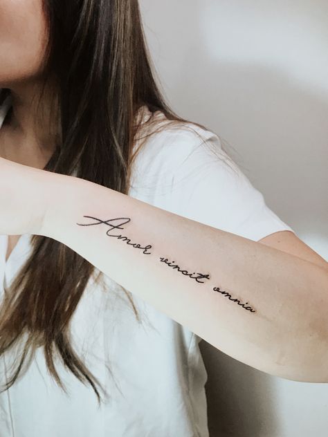 Amor Tattoo, Lettering Tattoos, Foot Tattoos For Women, Quotes Tattoos, Forearm Tattoo Women, Forearm Tattoo Men, Small Tattoo, Foot Tattoos, Tattoo Lettering