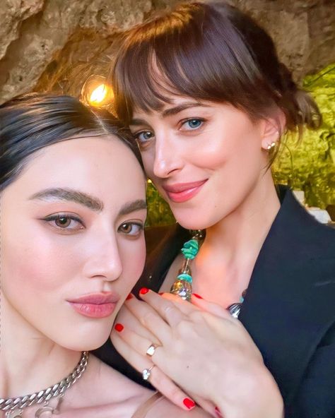 Davika Hoorne, Dakota Johnson, Drop Earrings, Gucci, On Instagram, Beauty, Instagram