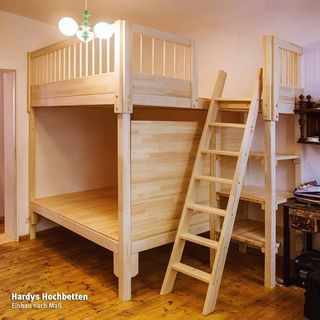 Hardys Hochbetten (@hardyshochbetten) • Fotos y videos de Instagram Queen Loft Bed, Minimalist Baby Room, Queen Loft Beds, Bunk Bed Plan, Bed Simple, Loft Bed Plans, Diy Loft Bed, Diy Projects Plans, Bed Plans