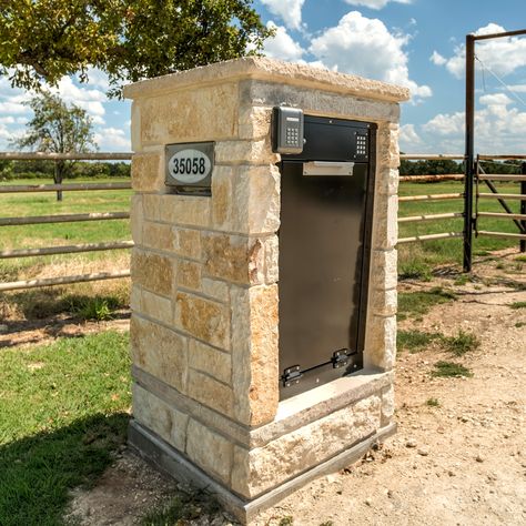 Stone Mailbox With Package Storage, Gate Package Drop, Extra Large Mailbox Ideas, Parcel Mailbox Ideas, Large Mailbox Ideas For Packages, Large Package Drop Box Ideas, Large Mailbox Ideas, Stone Mailbox Ideas Curb Appeal, Package Drop Box Ideas At Gate