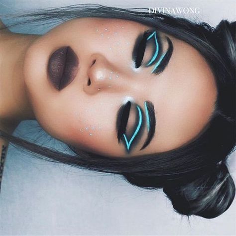 Cyberpunk Makeup Ideas - Album on Imgur Extreme Make-up, Carnaval Make-up, Cyberpunk Makeup, Halloweenský Makeup, Make Up Designs, Mekap Mata, Drag Make-up, Makeup Tip, Neon Makeup