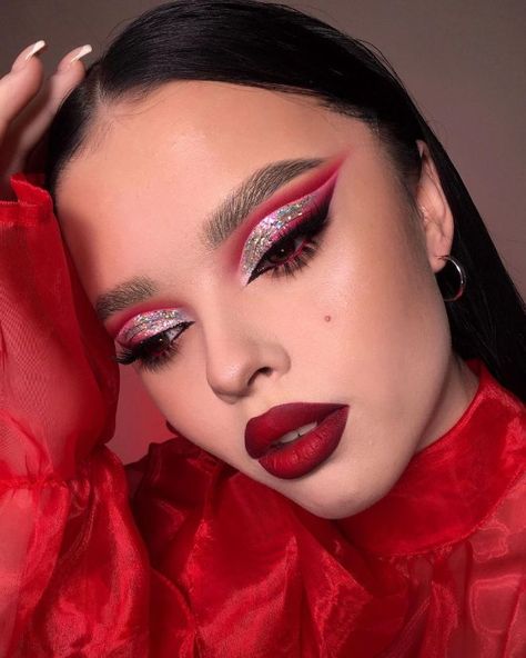 Red Rave Makeup Ideas, Silver Eye Red Lip, Red Soft Glam Makeup, Red Silver Makeup, Candy Cane Eye Makeup, Red Cut Crease Eyeshadow, Red Birthday Makeup, Red And Silver Makeup, Christmas Themed Makeup