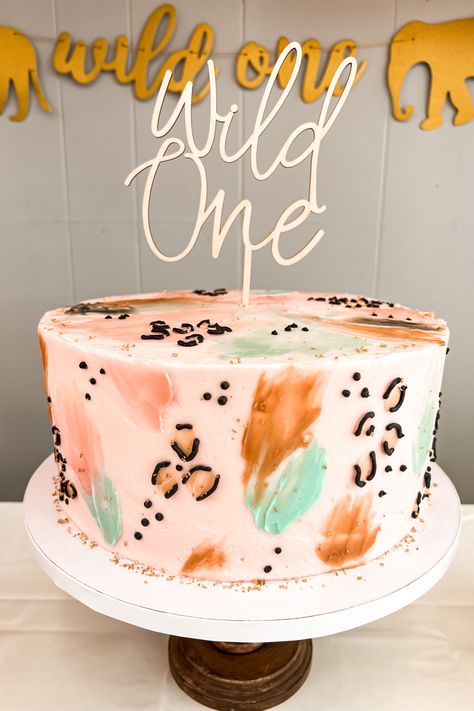 Wild 1 Smash Cake, 2nd Birthday Two Wild, Smash Cake Animals, Forever Wild Birthday Cake, Wild One Safari First Birthday Cake, Wild Safari Cake, Wild Theme Birthday Cake, Wild One Bday Cake, Wild 2 Birthday Cake