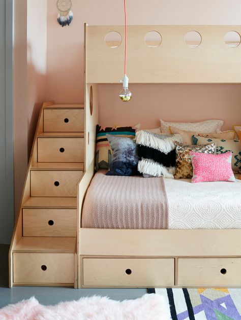 Brooklyn Loft, Modern Bunk Beds, Built In Bed, Bunk Beds With Storage, Brooklyn Apartment, Bed Frame Design, Bunk Bed Designs, Space Bedding, Kids Bunk Beds