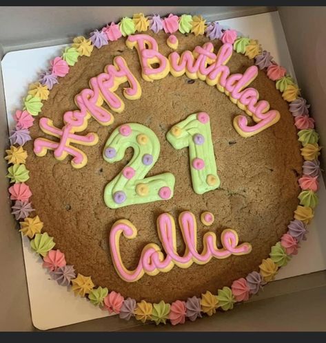 Birthday Cookie Decorating Ideas, 21 Cookie Cake, Cookie Cake Inspo Birthday, 20th Birthday Cookies Decorated, 13 Cookies Number, 20 Birthday Cookies Decorated, Cookie Cake Ideas Birthday, 20th Birthday Cookie Cake, Birthday Cookie Cakes