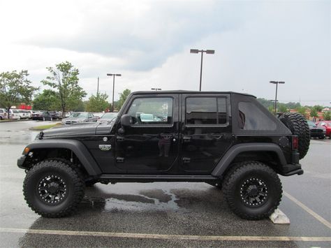 4 Door Jeep Wrangler, Off Roaders, Wrangler Rubicon, Jeep Wrangler Rubicon, Cars Luxury, Wrangler Unlimited, Jeep Life, Roof Design, Vroom Vroom