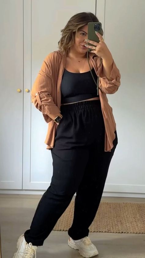 fall outfit inspo #october #fall #beauty #outfitinspo #vibes #falloutfitinspo #autumn Ready to flamboyantly turn the page to 2024? OOTD | School Style Inspo | Back to School Outfit | Casual Fit | Vibes Sophisticated Midsize Outfits, Plus Size Flying Outfit, 2024 Plus Size Outfits, Curvy Winter Outfits Plus Size, Midsize Spring Outfits 2024, Moda Midsize, Midsize Outfits Casual, Apron Belly Outfits, Look Midsize