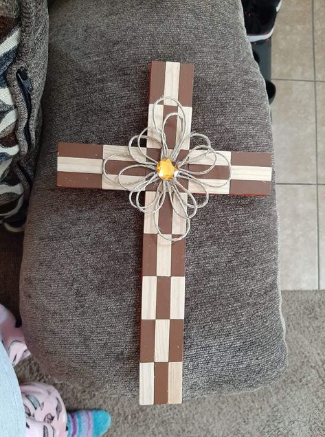 Painted Jenga blocks Cross. Block Diy Projects, Upcycle Jenga Blocks, Wooden Jenga Block Crafts, Diy Crafts Using Jenga Blocks, Wooden Blocks Decor Craft Ideas For Christmas, Tumbling Tower Block Cross, Dollar Tree Jenga Block Cross, Diy Wood Cross Projects, Jenga Cross Craft