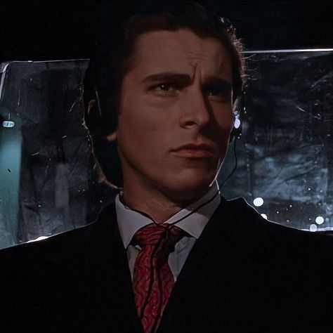 Patrick Bateman Icon, Patrick Bateman, 3 Movie, Girl Movies, Christian Bale, Graphic Design Fun, Couple Pictures, Movies Showing, Pretty People