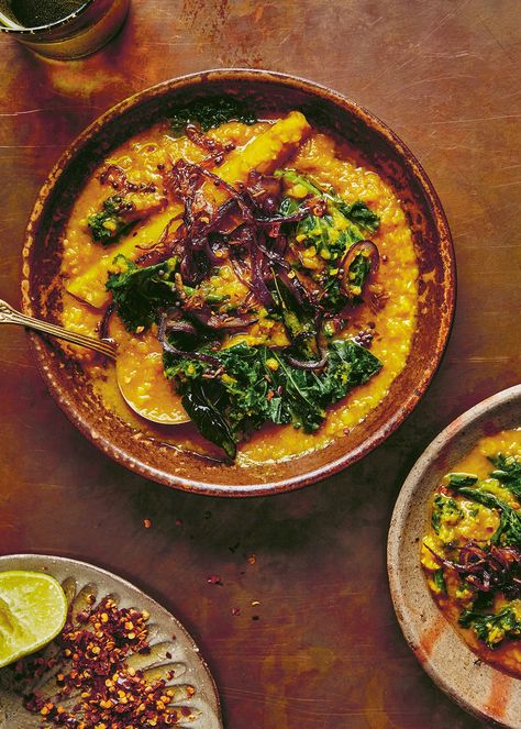 Coconut Dal, Sri Lankan Curry, Red Split Lentils, Dried Chillies, Sri Lankan Recipes, Winter Dishes, Roasted Squash, Powder Recipe, Nigella Lawson