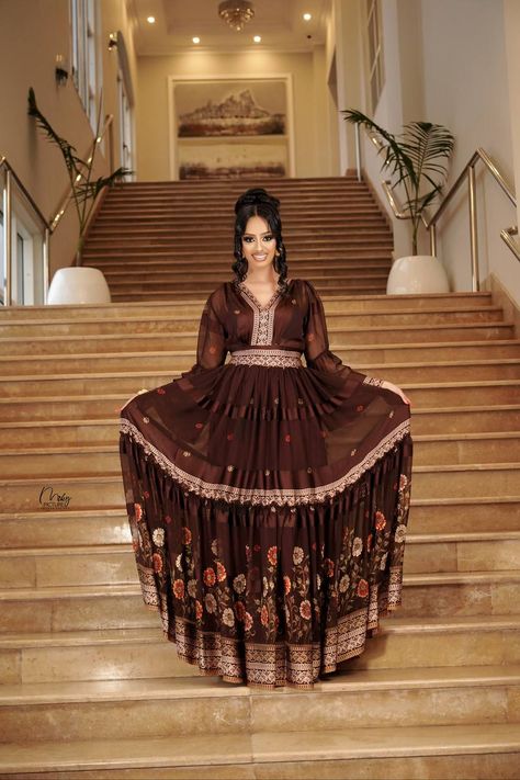 chiffon dress mother of the bride Chiffon Dress With Sleeves, Chiffon Dress Bridesmaid, Chiffon Dress Wedding, Eritrean Women, Eritrean Dress, Long Chiffon Dress, Ethiopian Clothing, Ethiopian Traditional Dress, Ethiopian Dress