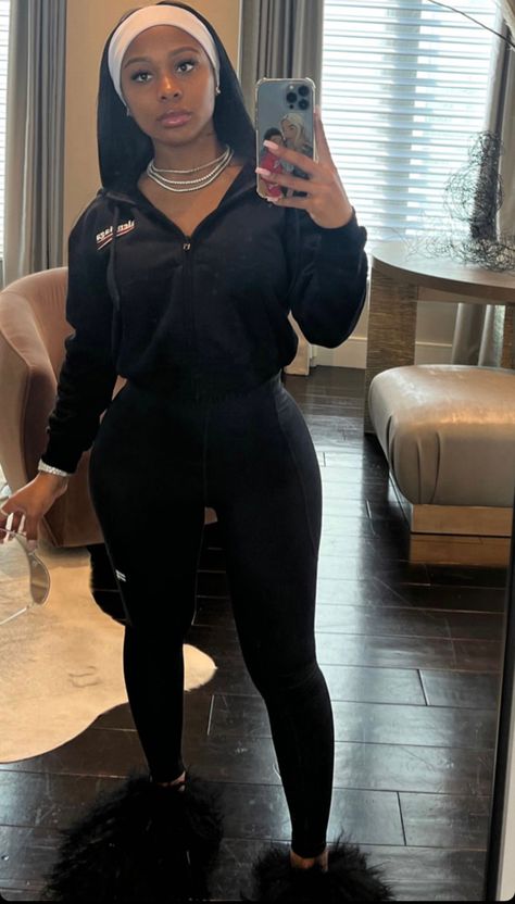 Jayda Wayda Outfit, Jayda Cheaves, Jayda Wayda, Causal Outfits, Cute Lazy Day Outfits, Cute Lazy Outfits, Chill Outfits, Curvy Women Jeans, Easy Trendy Outfits